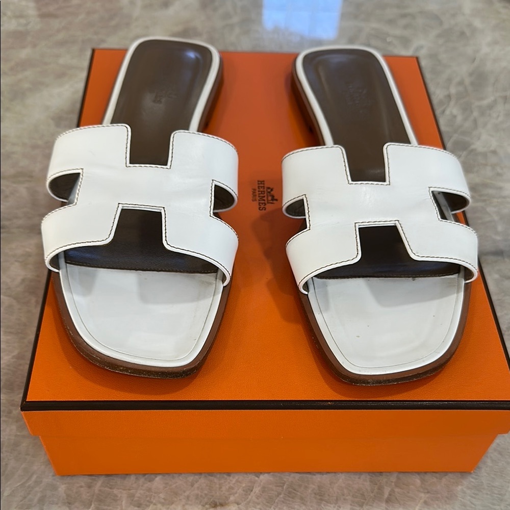 White hermes Oran size 41